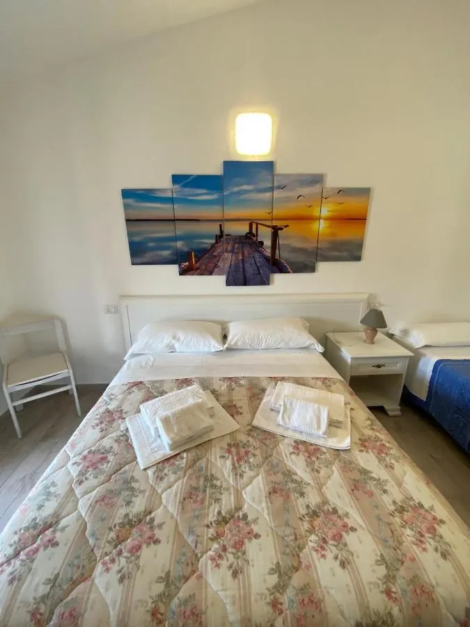 Molti Mari B&B Resort Όλμπια 2*,  Ιταλία
