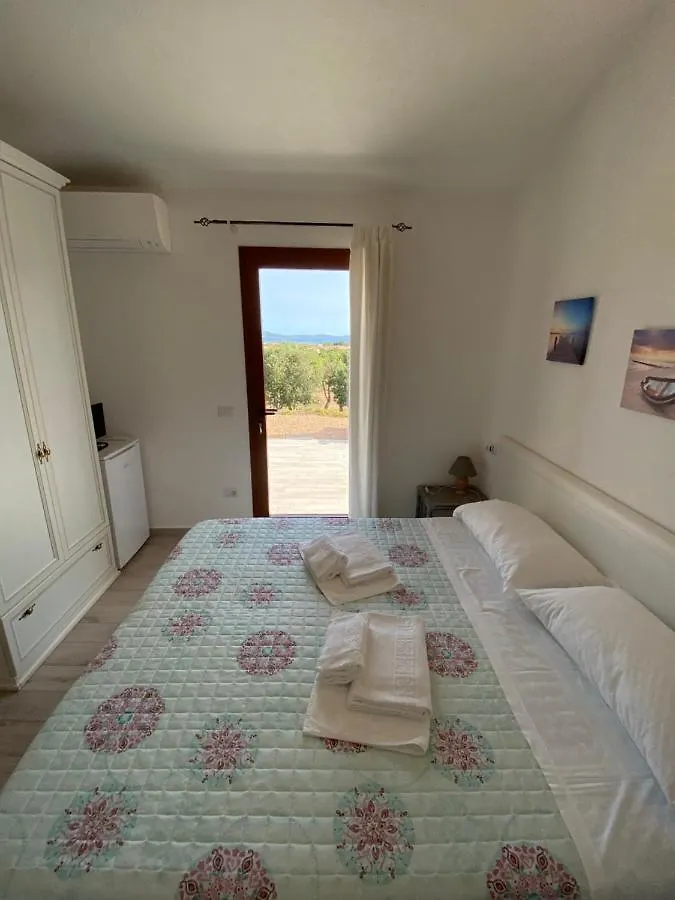 Panzió Molti Mari B&B Resort Olbia