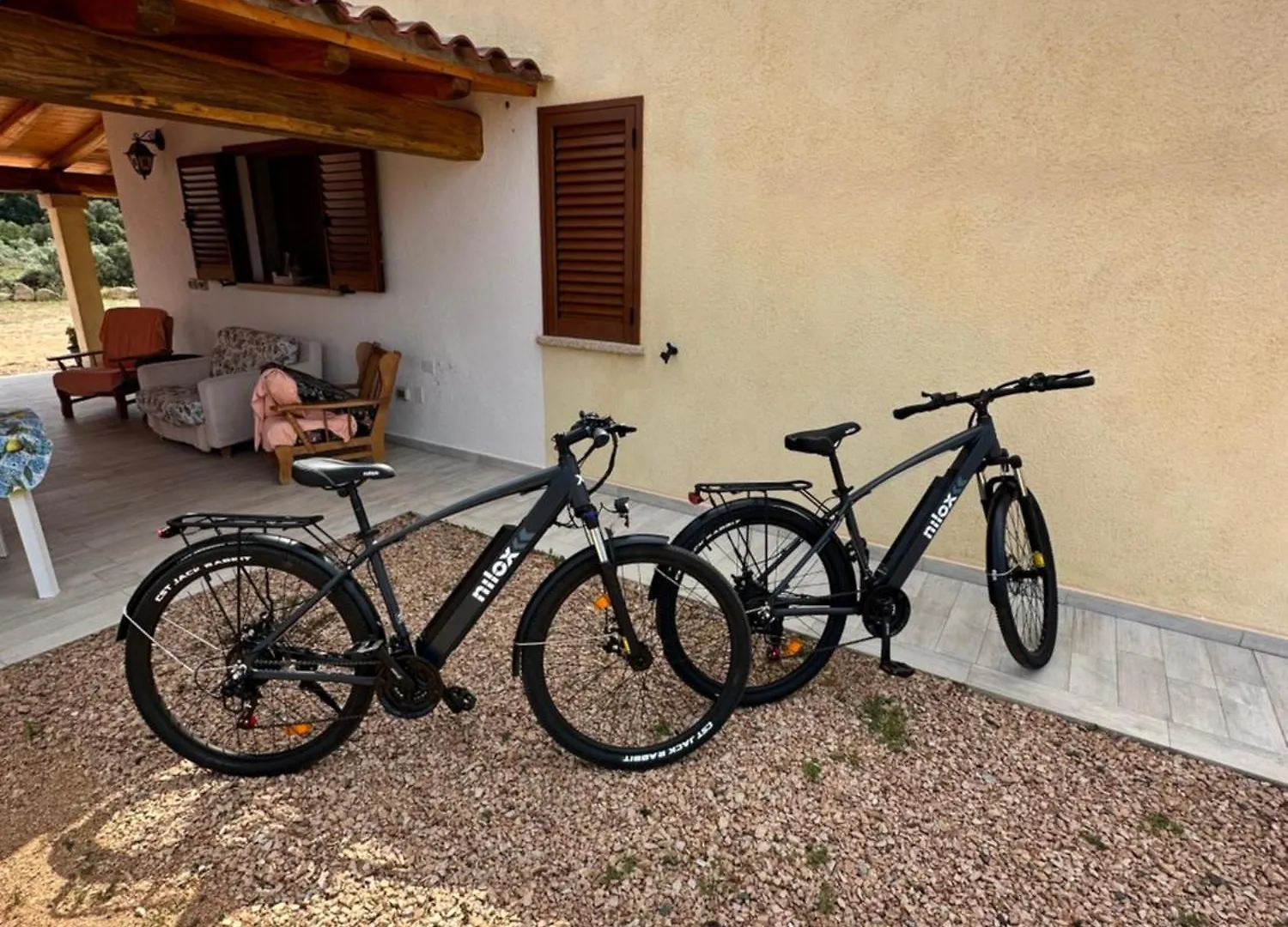 Bed and Breakfast Molti Mari B&B Resort Όλμπια