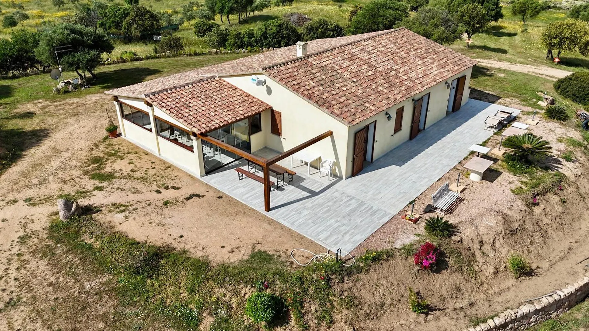 Molti Mari B&B Resort Όλμπια Bed and Breakfast