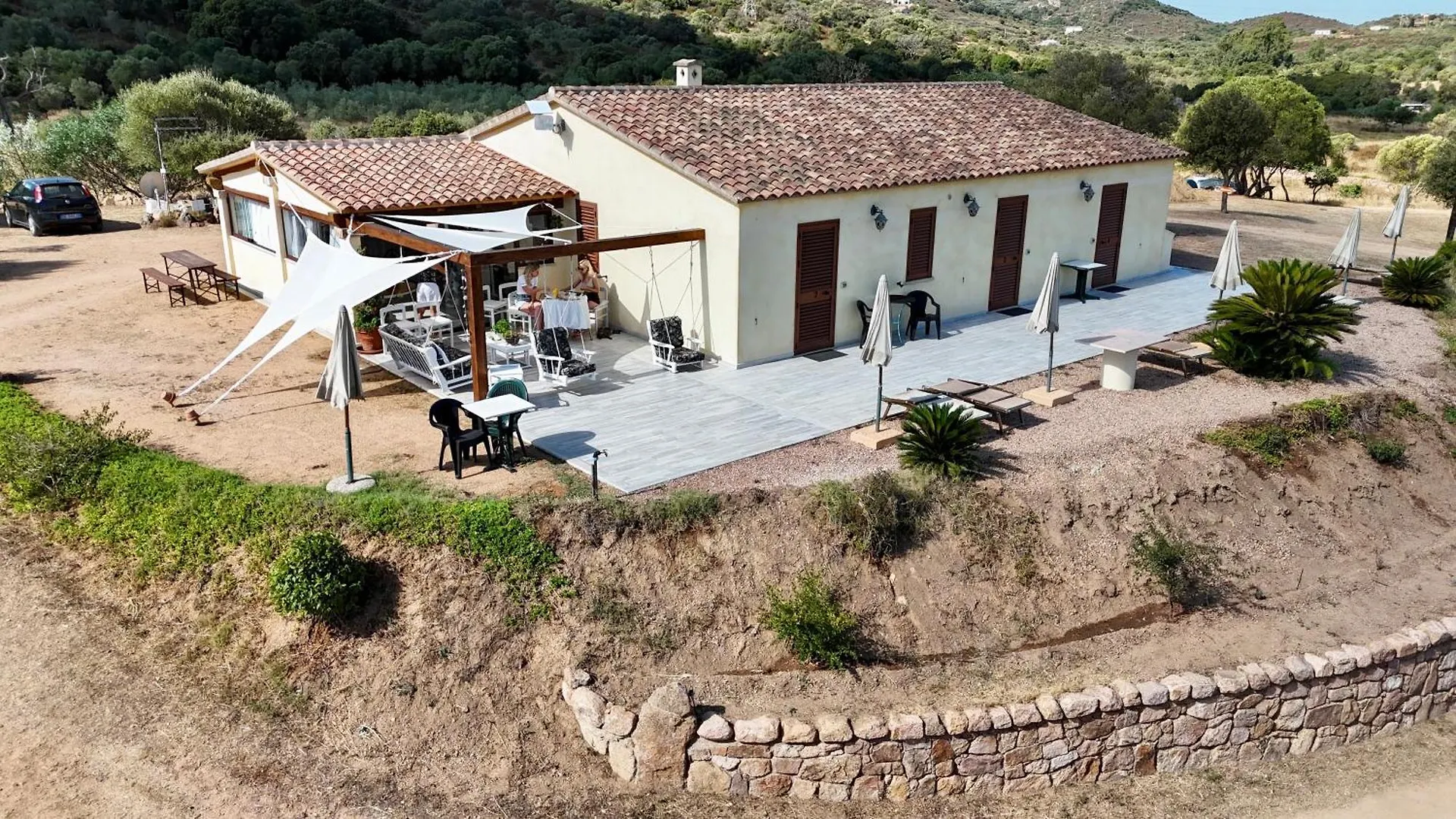 Molti Mari B&B Resort Olbia Panzió