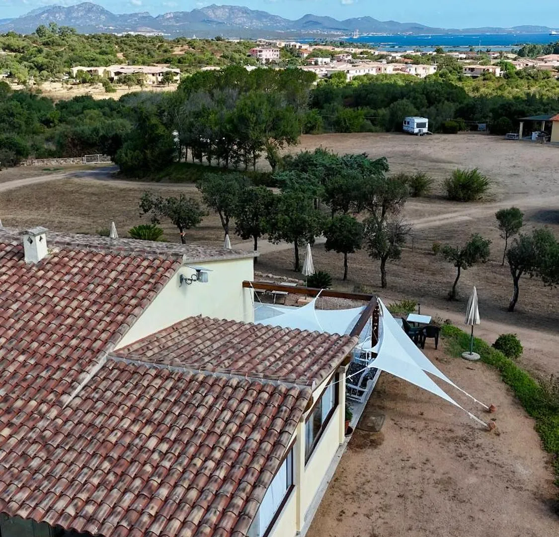 Molti Mari B&B Resort Όλμπια 2*,