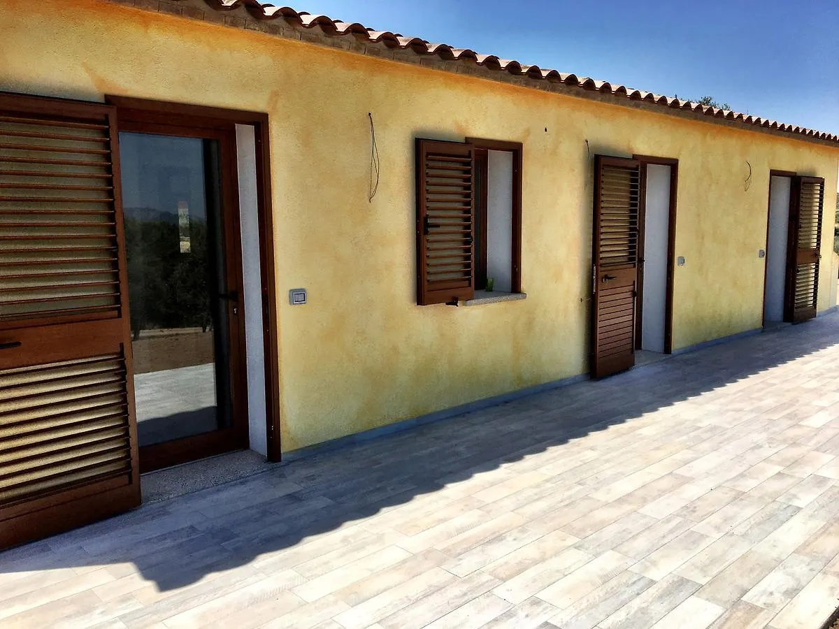 Molti Mari B&B Resort Όλμπια 2*,  Ιταλία