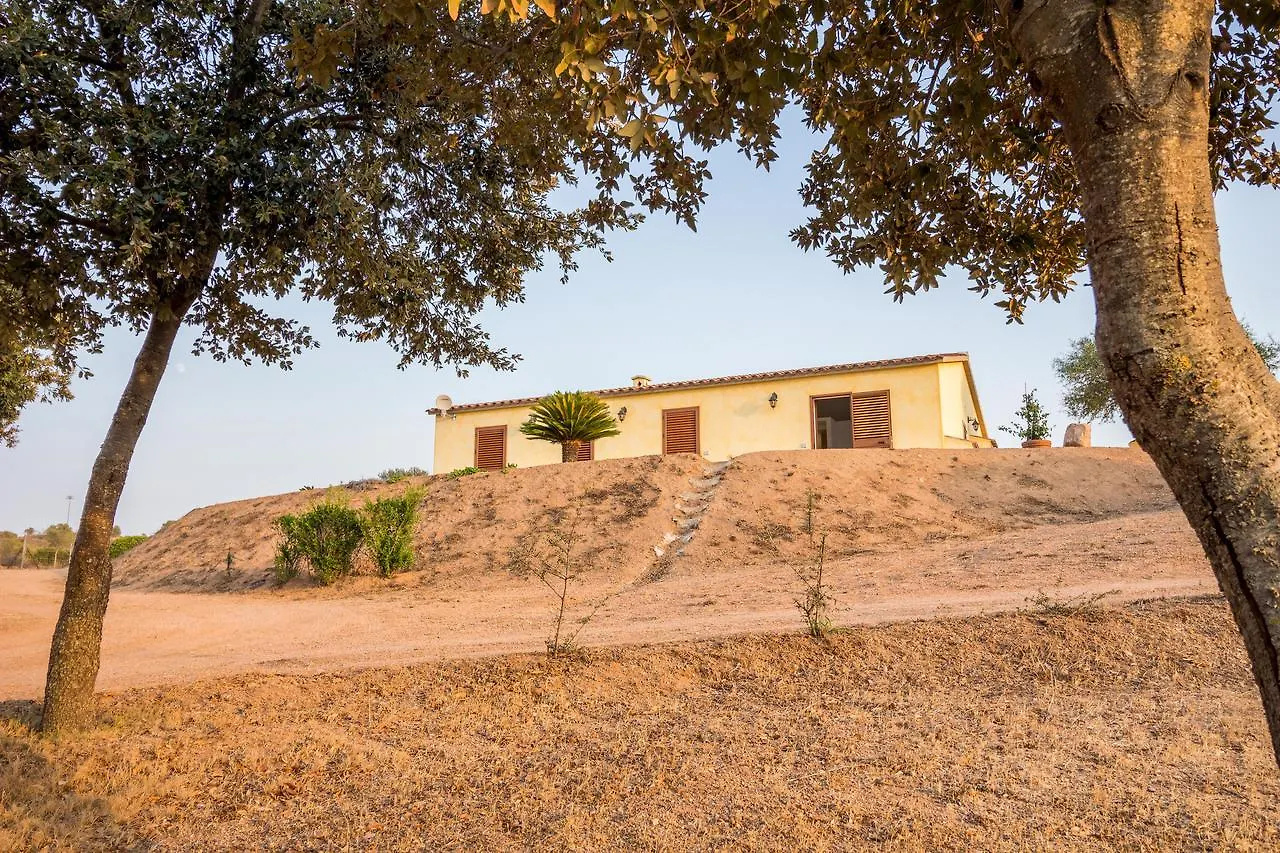 Panzió Molti Mari B&B Resort Olbia