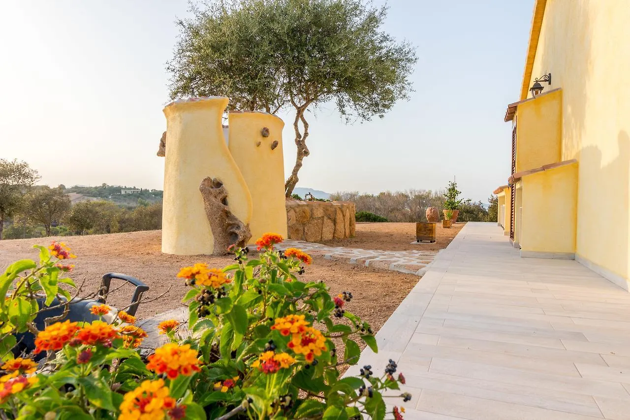 Molti Mari B&B Resort Olbia Panzió