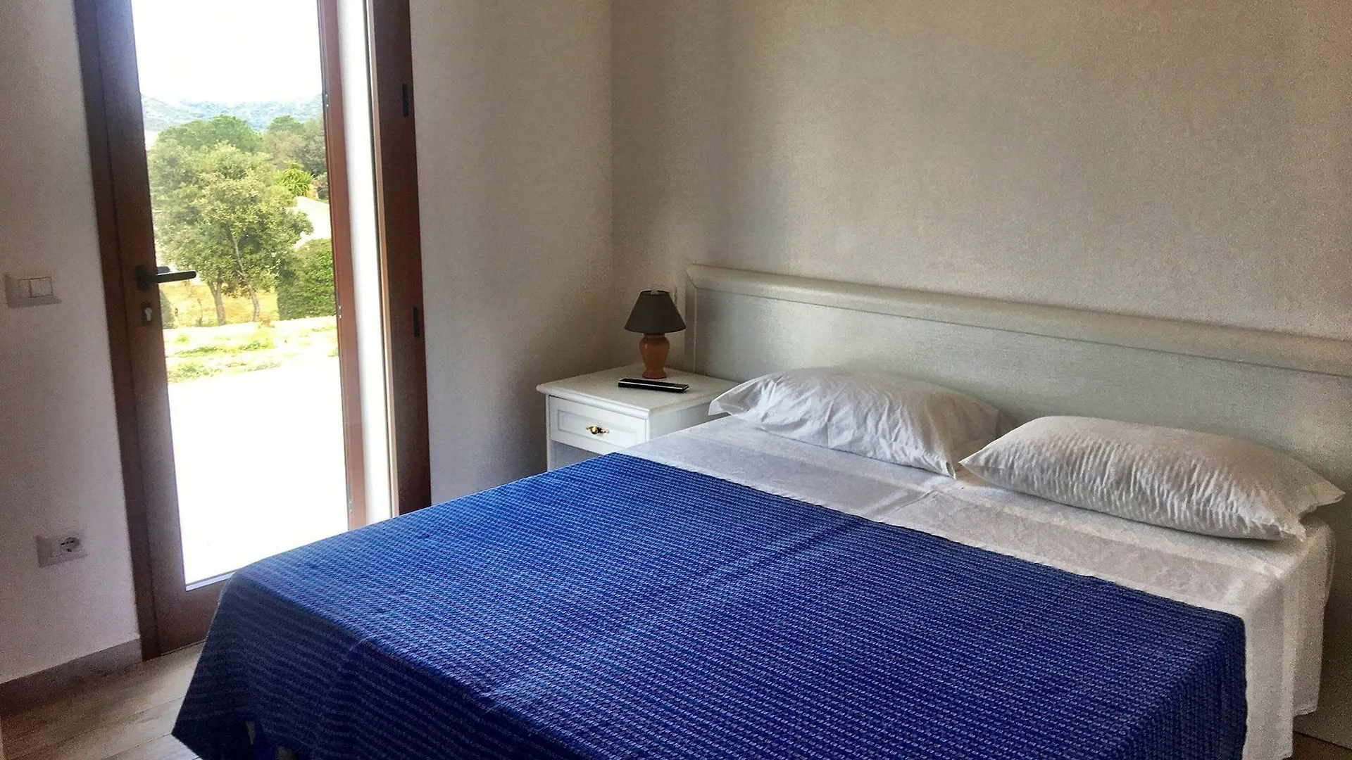 Molti Mari B&B Resort Όλμπια